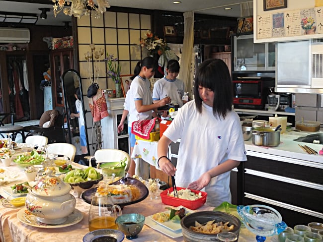 郷土料理作り体験